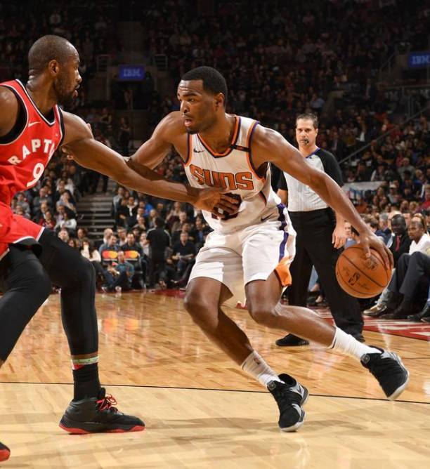 中前场的球 中前场的球