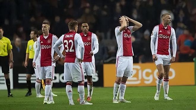 结合的水上 结合的水上